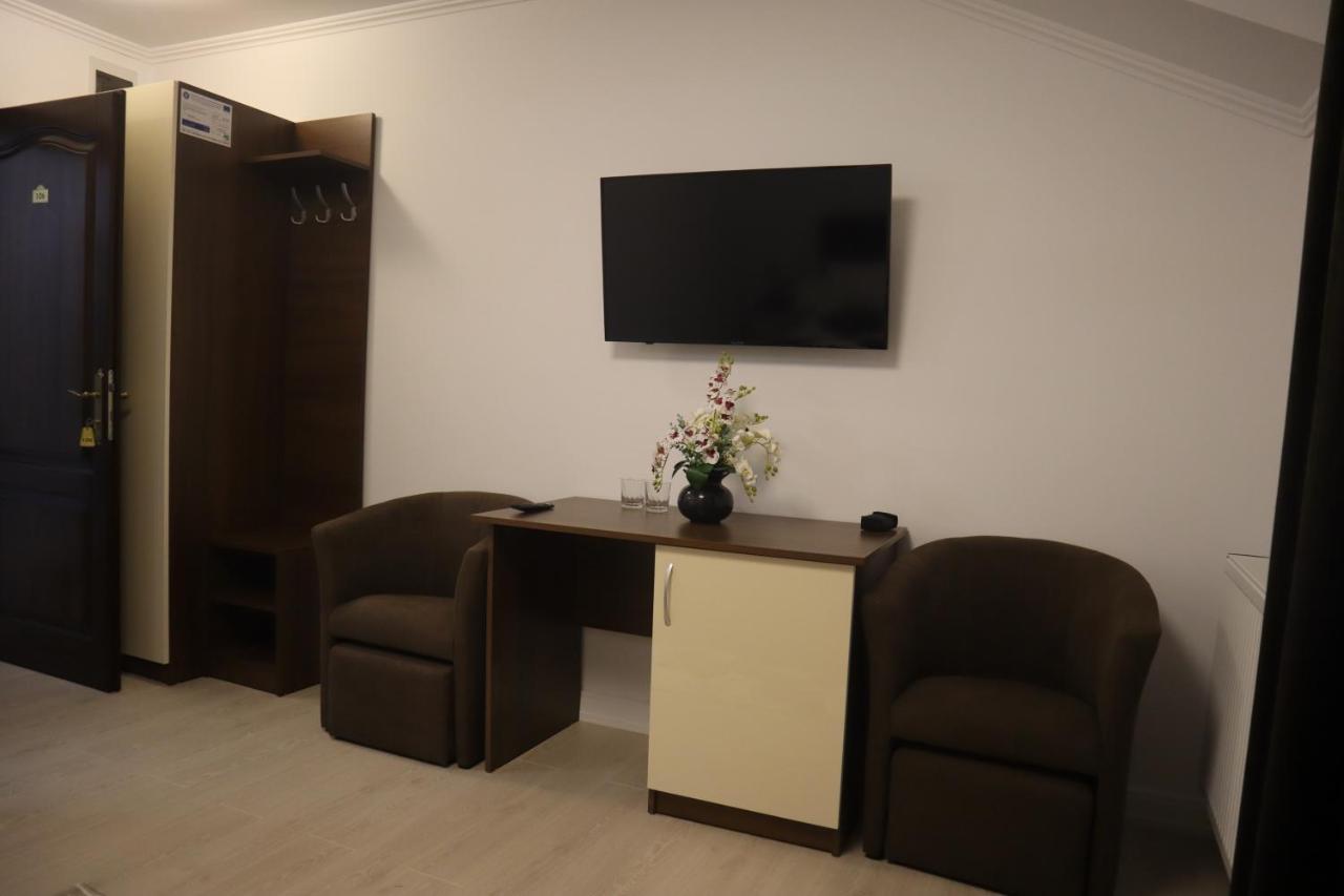 Pensiunea GOLD Wellness&Spa Chiscau Exterior foto
