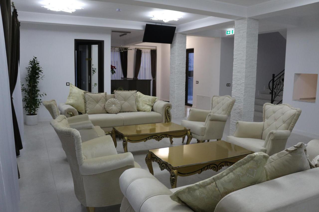 Pensiunea GOLD Wellness&Spa Chiscau Exterior foto