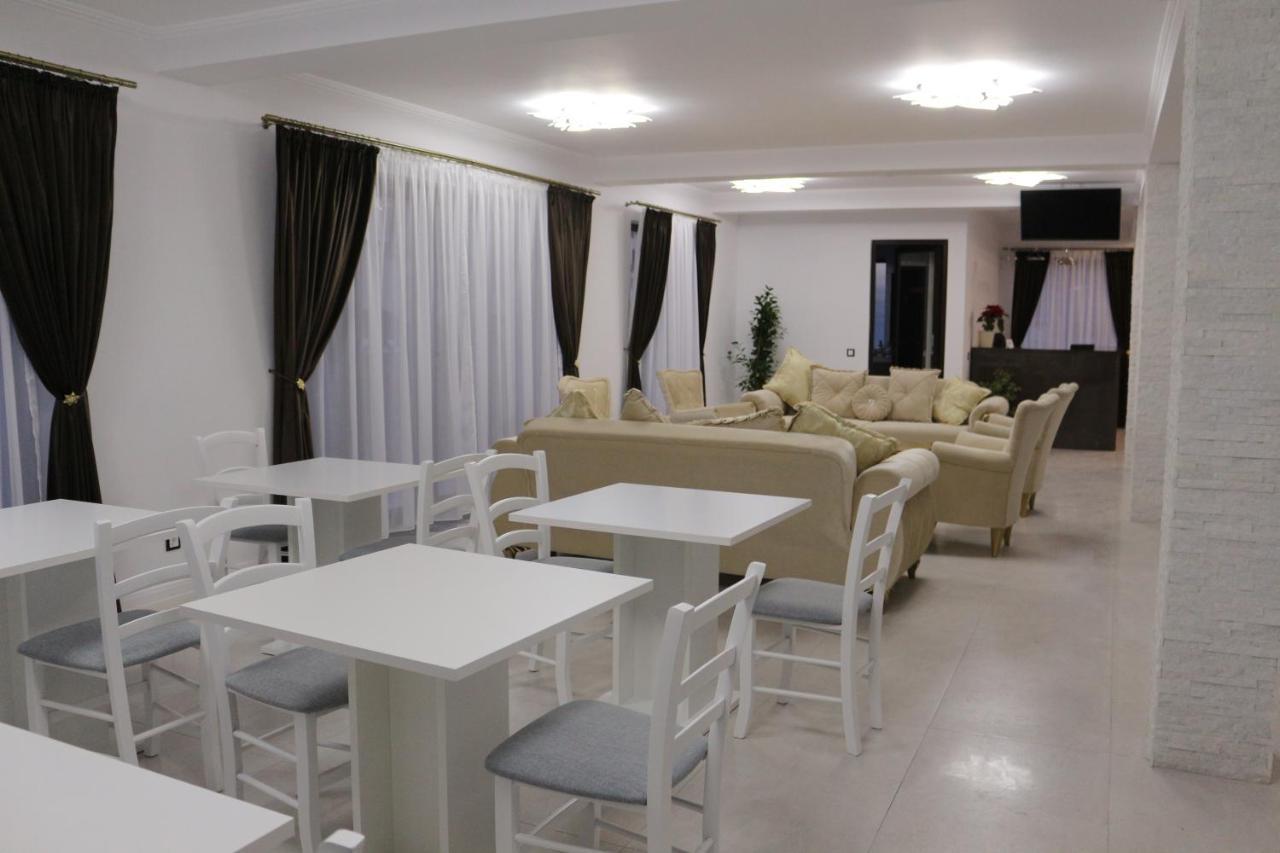Pensiunea GOLD Wellness&Spa Chiscau Exterior foto