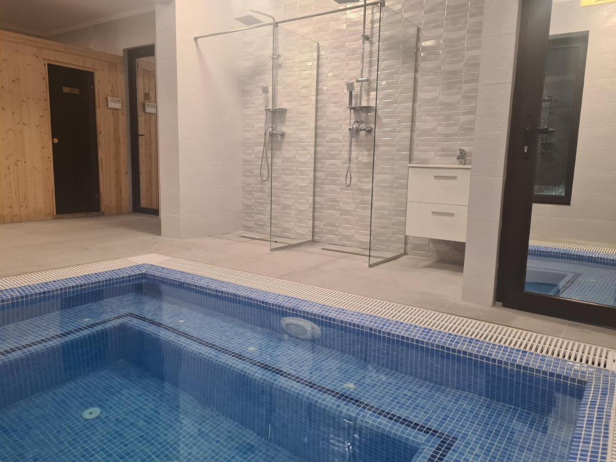 Pensiunea GOLD Wellness&Spa Chiscau Exterior foto
