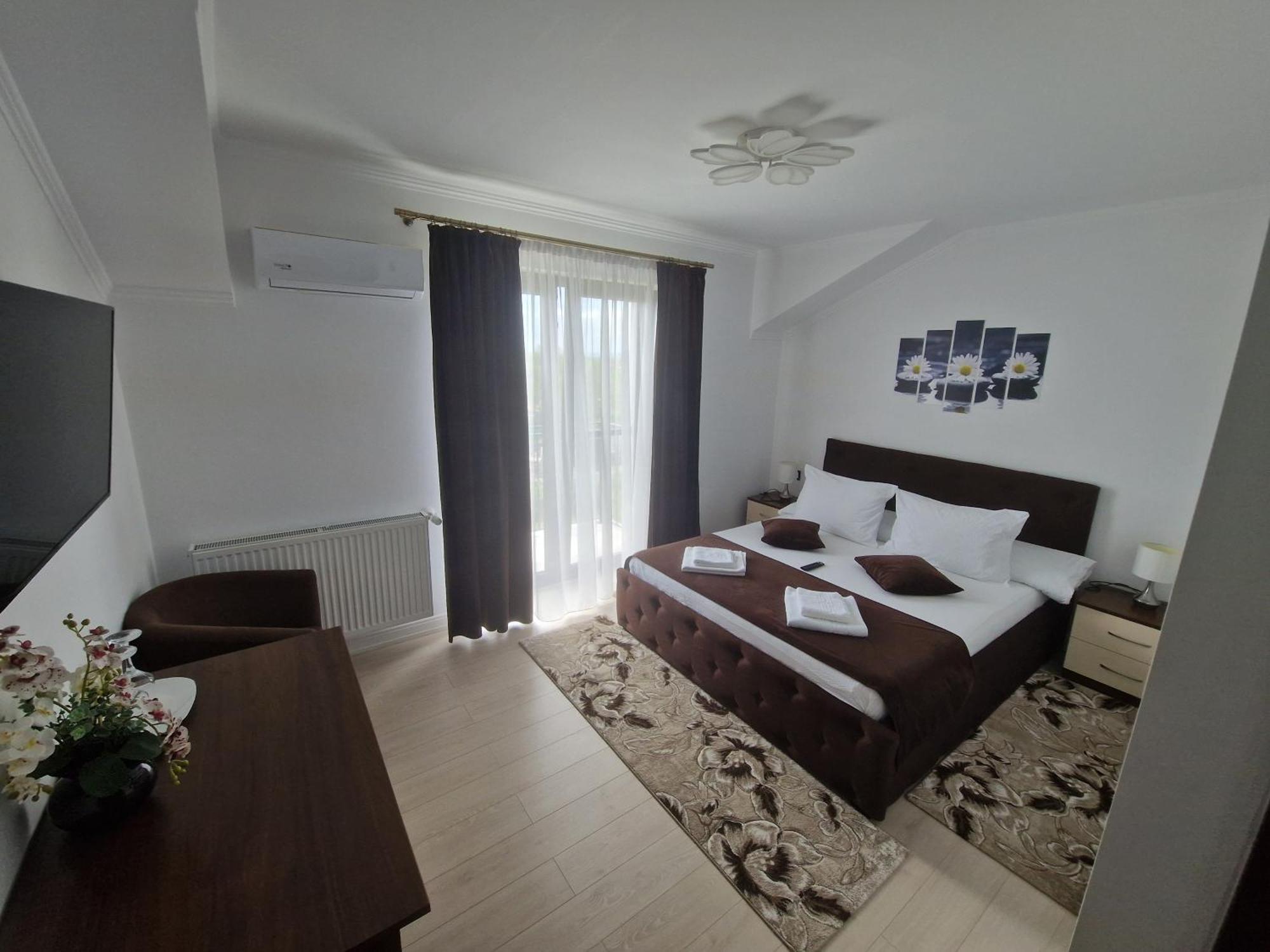 Pensiunea GOLD Wellness&Spa Chiscau Exterior foto